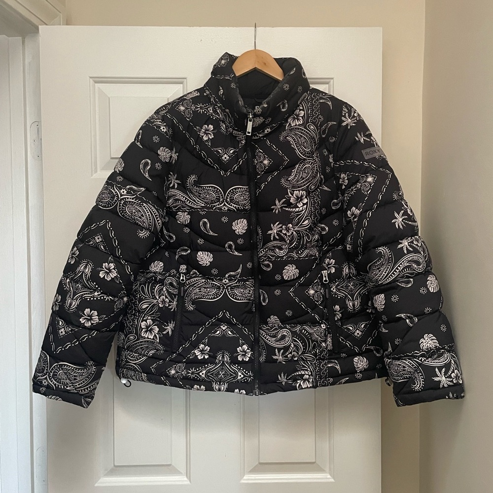Roxy Monochrome Paisley Puffer Jacket